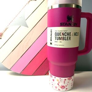 NWT 30oz Stanley Fuchsia + 2 Boots, Logo Matching Waffle Boot & Valentine Boot